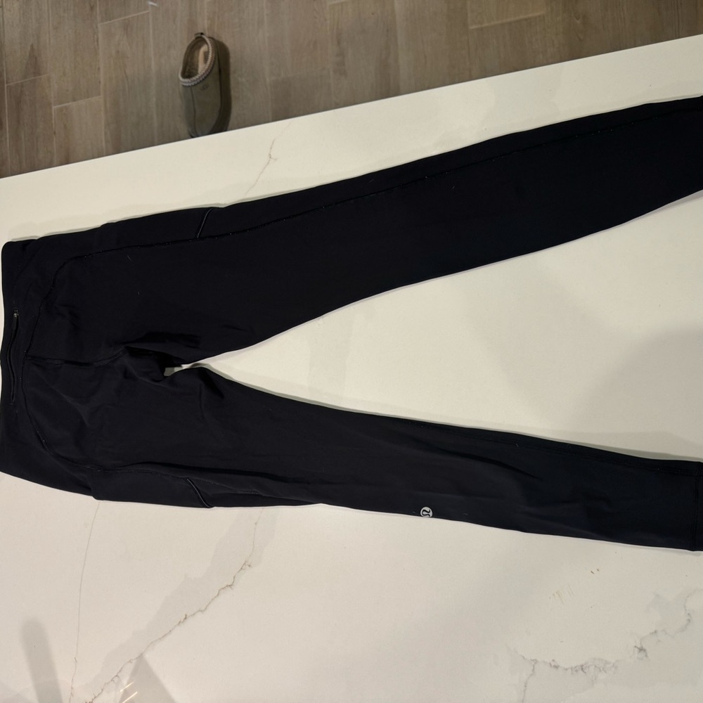 Lululemon speed up tight size 6